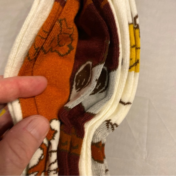 Snoopy peanuts crew socks 5 pairs - Picture 5 of 6